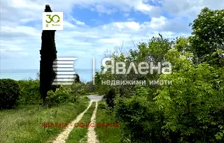 Парцел в к.к. Златни пясъци