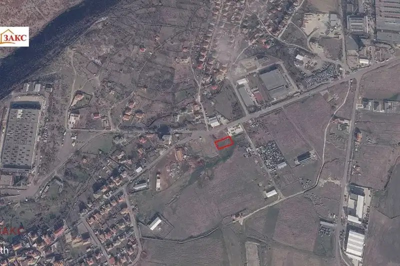 Plot in Kyrdjali, Promishlena Zona - Yug