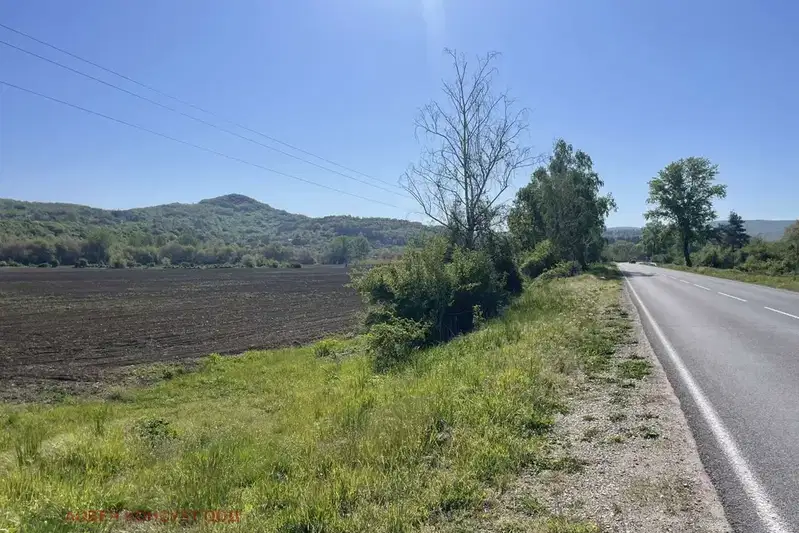 Plot in Lovech, Shirok Centyr