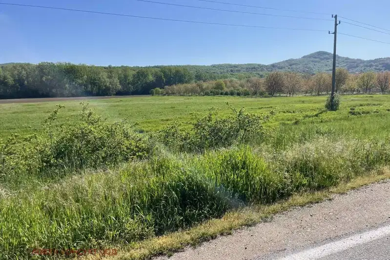 Парцел в Ловеч, Широк център