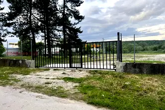 Парцел във Враца, Мездра