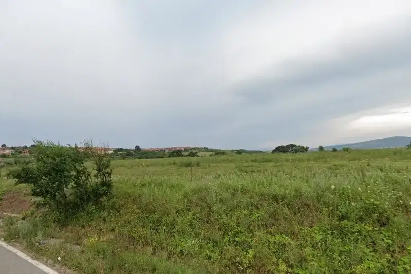 Парцел в Монтана, Кошарник