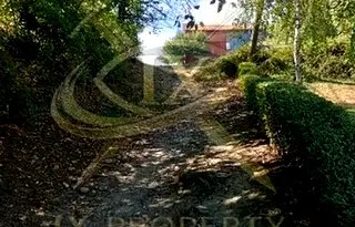 Парцел в Бургас, Обзор