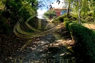 Парцел в Бургас, Обзор