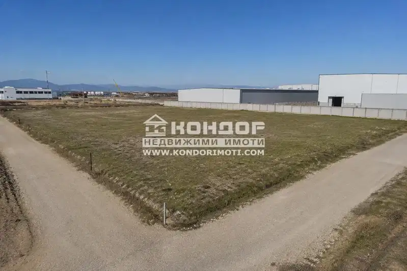 Plot in Plovdiv, Industrialna Zona - Sever