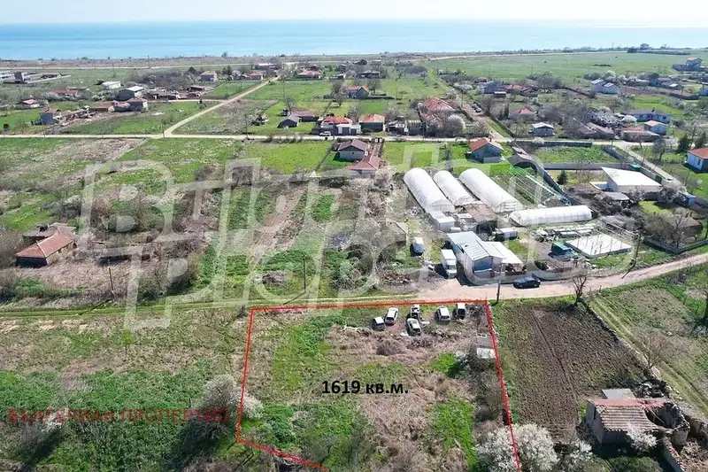 Plot in Oblast Dobrich, Bojurec