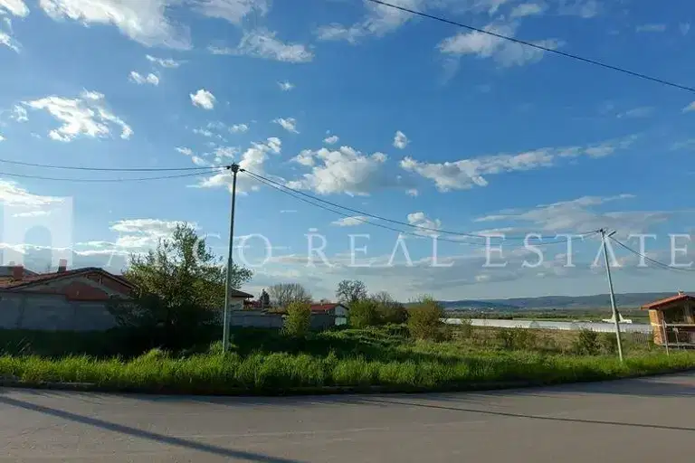 Парцел в София, с. Черньово