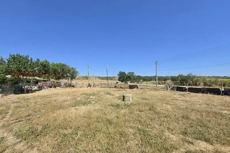 Plot in Oblast Shumen, Dibich