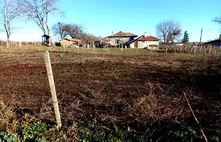 Парцел в Добрич, с. Добрево