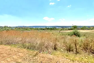 Парцел във Варна, с. Езерово