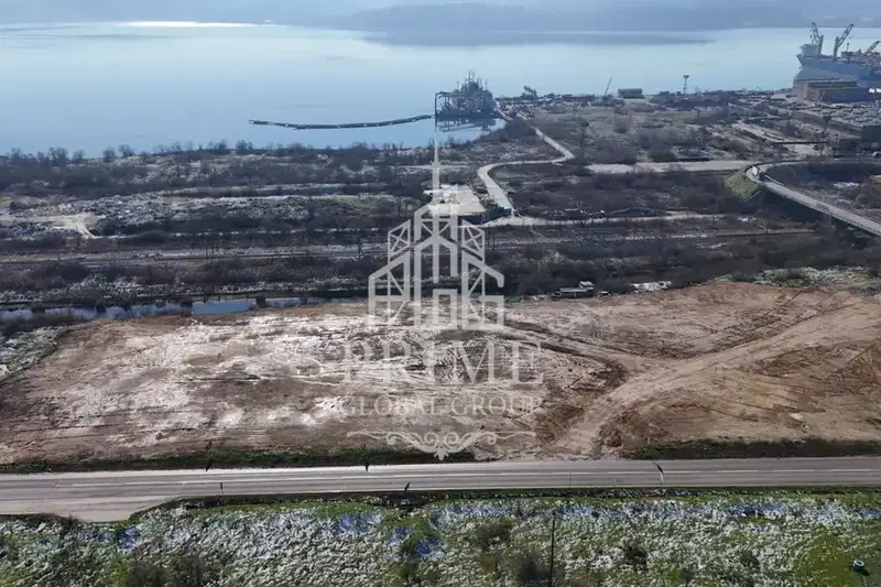 Парцел във Варна, с. Езерово