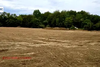 Парцел в Плевен, с. Гривица