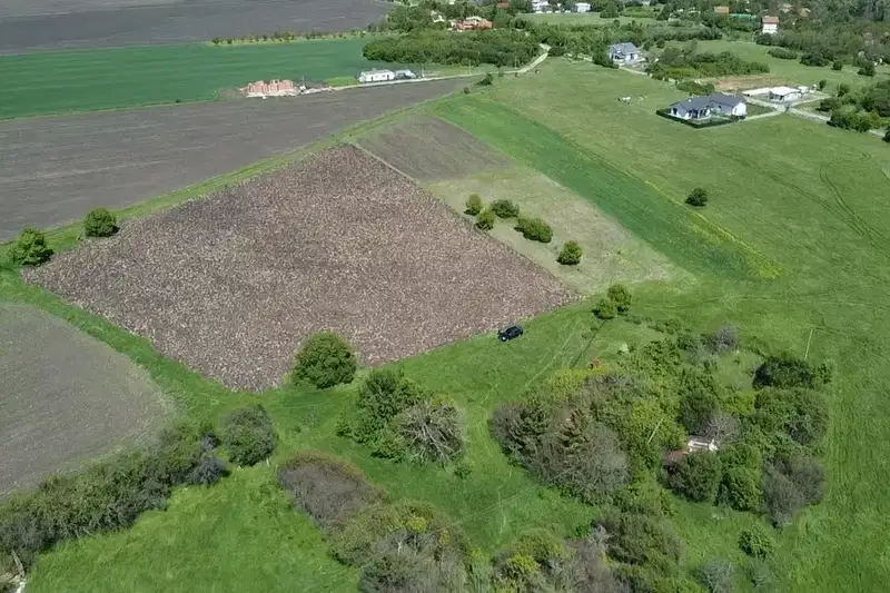 Plot in област София, Hrabyrsko