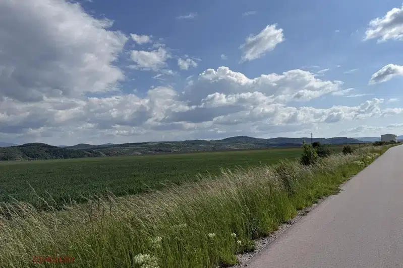 Plot in област София, Hrabyrsko