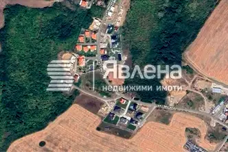 Парцел в с. Иваняне