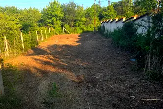 Парцел в с. Иваняне