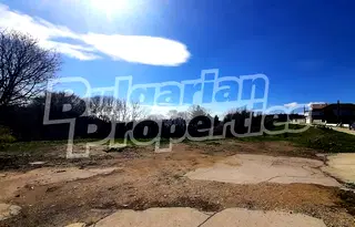 Парцел в с. Каменар