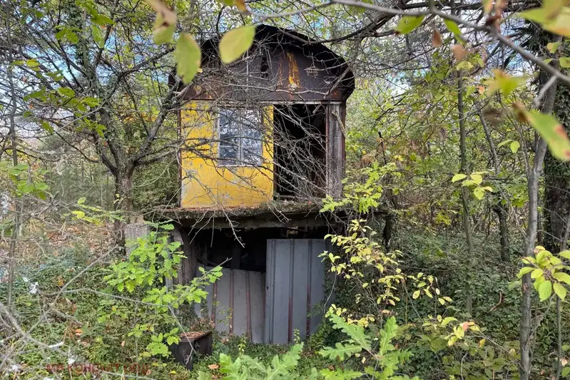 Plot in област София, Krushovica
