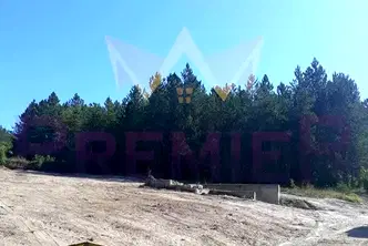 Парцел във Варна, с. Невша