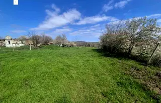 Парцел във Варна, с. Падина