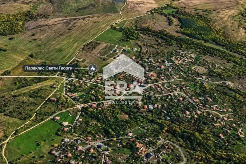 Plot in Sofia, Paunovo