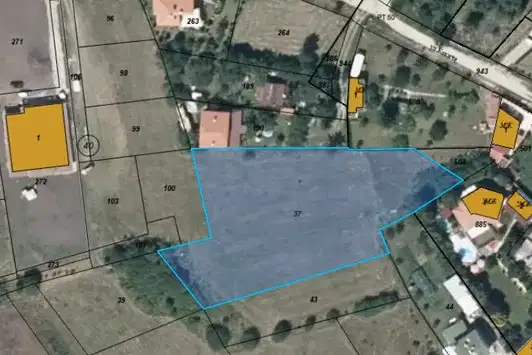 Plot in област София, Prolesha
