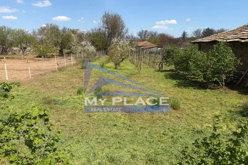 Plot in Oblast Shumen, Radko Dimitrievo