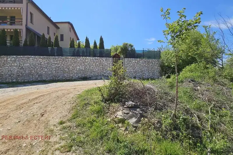 Plot in Plovdiv, Ruen