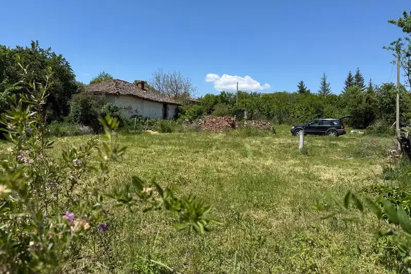 Plot in Oblast Pernik, Sadovik