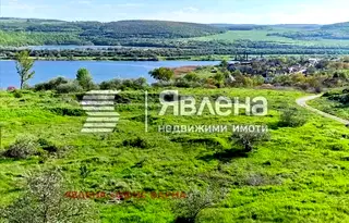 Парцел във Варна, с. Страшимирово