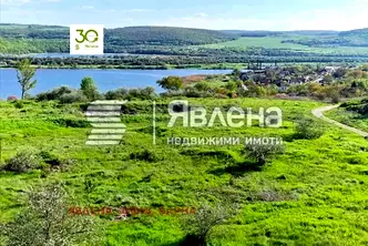 Парцел във Варна, с. Страшимирово