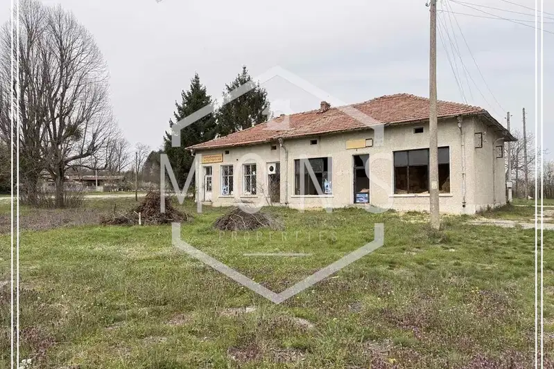 Парцел в Търговище, с. Ястребино