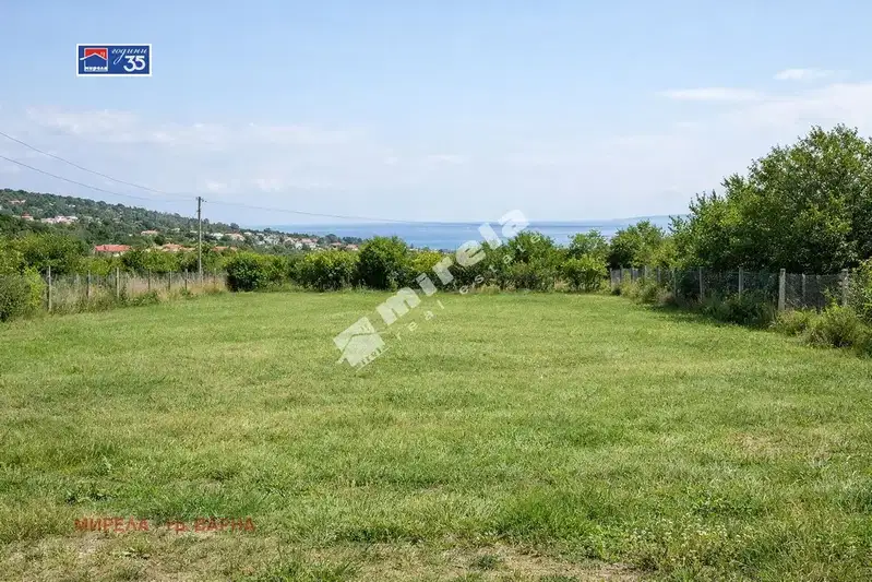 Plot in Oblast Shumen, Zaichino Oreshe