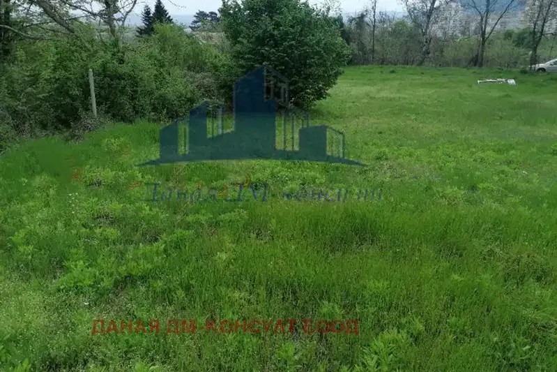 Парцел в Шумен, м-т Чашка