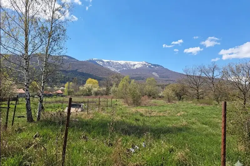 Plot in Sofiya, Dragalevci