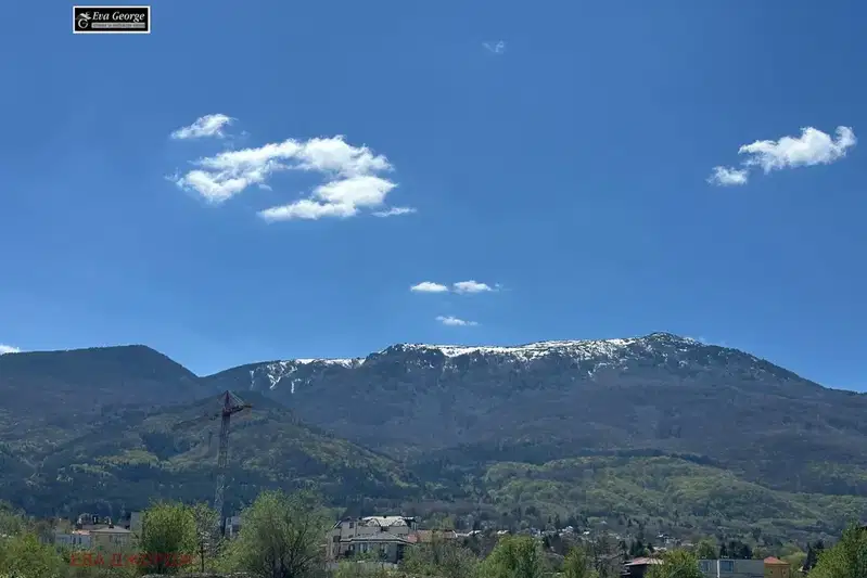 Plot in Sofiya, Dragalevci