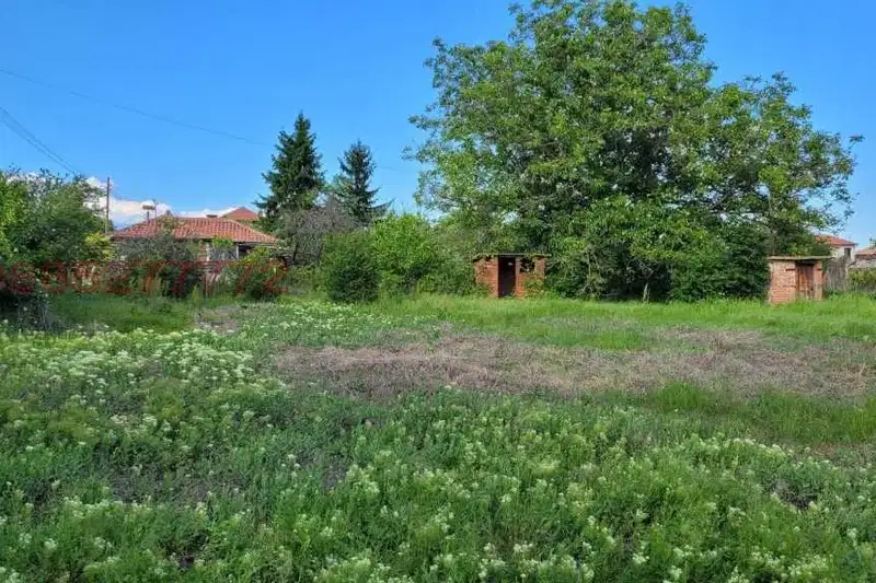 Plot in Oblast Plovdiv, Syedinenie