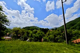 Парцел в Ловеч, Троян