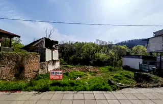Парцел в Ловеч, Троян