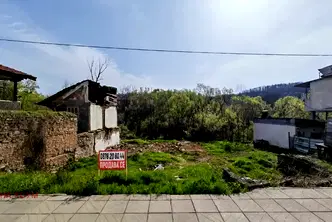 Парцел в Ловеч, Троян