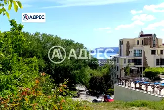 Парцел във Варна, Бриз