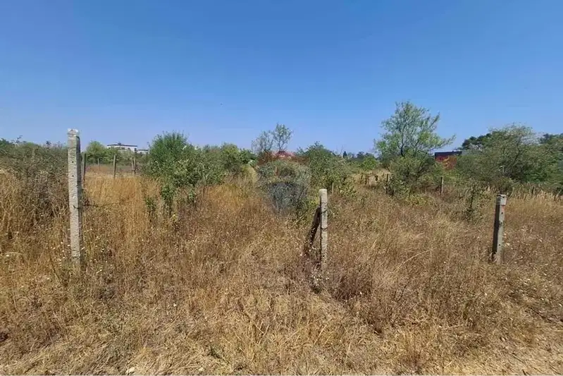Парцел във Варна, Галата