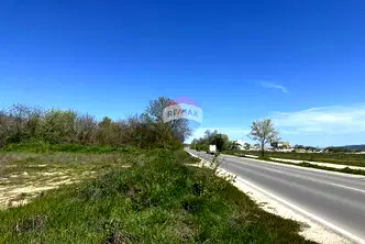 Парцел във Варна, Летище