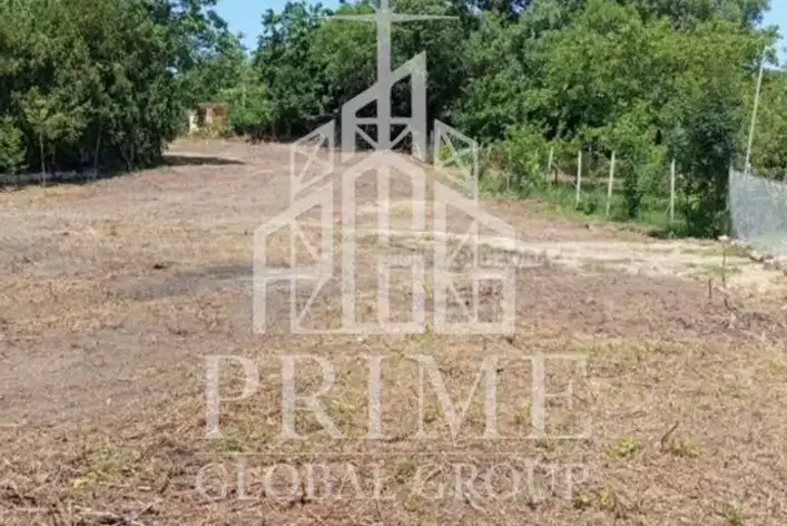 Plot in Varna, Alen Mak