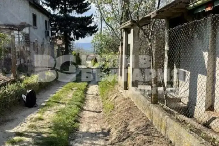 Парцел във Варна, м-т Боровец - север