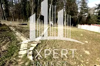 Парцел във Варна, м-т Боровец - север