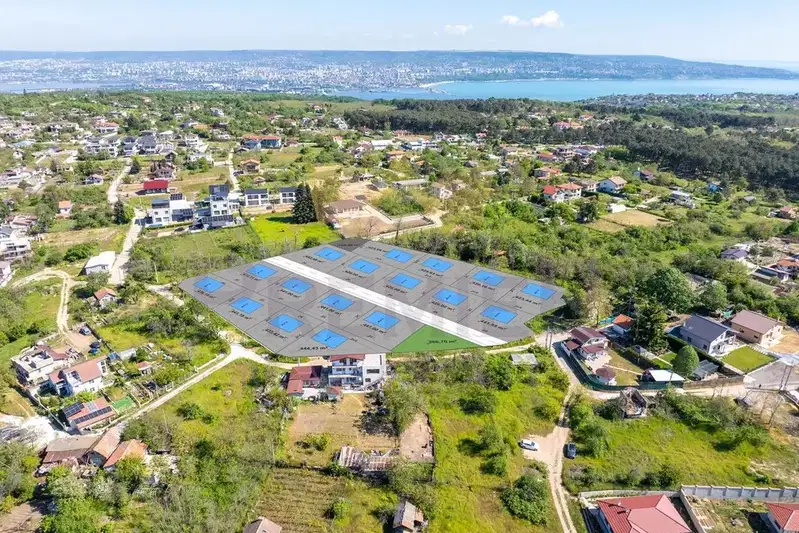 Парцел във Варна, м-т Боровец - юг