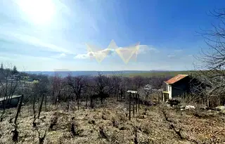 Парцел във Варна, м-т Крушките