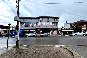 Бизнес имот в Нови Искър