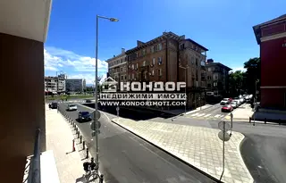 Бизнес имот в Пловдив, Център